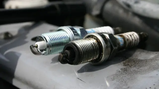 Busi Motor