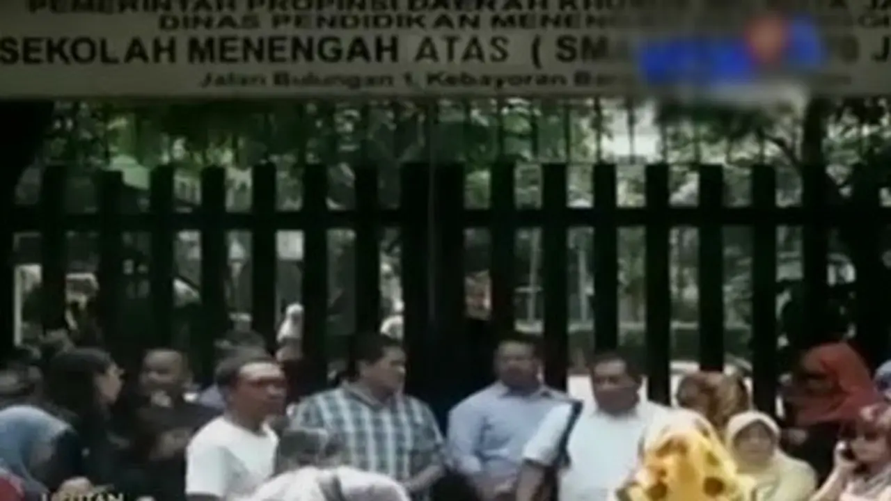 (lip6 Petang) SMA 70