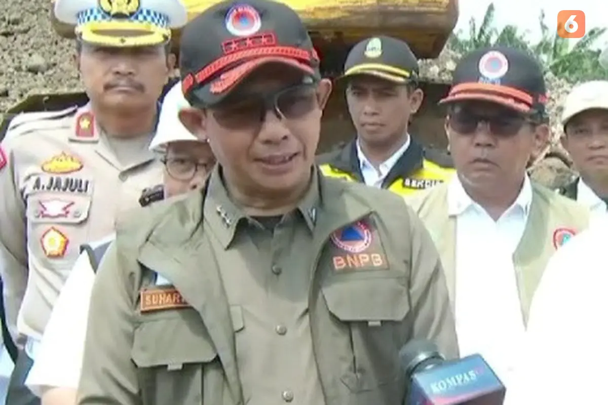 Kepala BNPB Letjen TNI Suharyanto menyampaikan mayoritas bencana yang terjadi selama musim lebaran 2024 (Liputan6.com/Fira Syahrin).