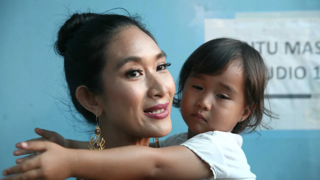 [Bintang] Happy Salma