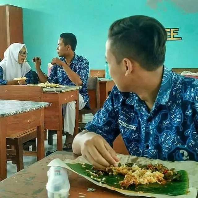 jomblo ngenes (foto: Instagram/@dagelan_jowo)