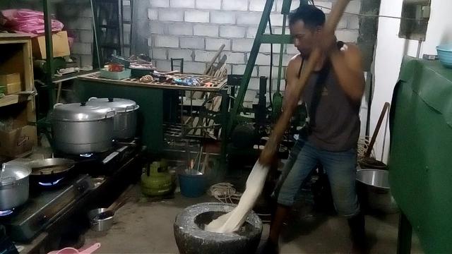 Ladu Kudapan Manis dari Kota Batu Manis yang Bikin Langgeng Seduluran