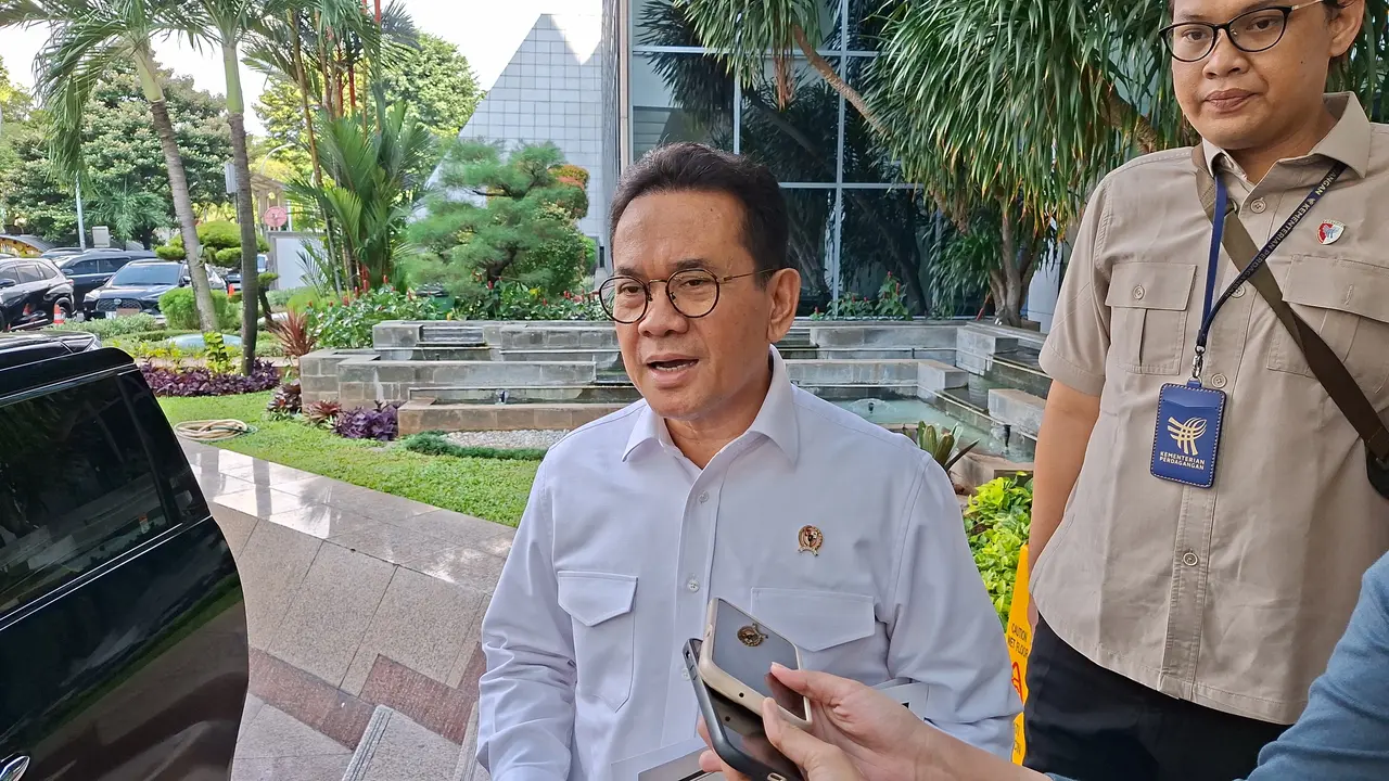Menteri Perdagangan, Budi Santoso ditemui di Kantor Kementerian Koordinator Bidang Pangan, Jakarta, Jumat (13/3/2026). (Foto: Liputan6.com/Arief RH)