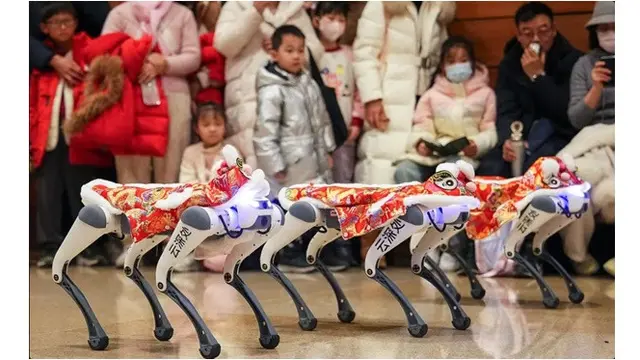Tumbuh di Era AI, Robot Anjing Ini Gantikan Manusia di Acara Atraksi Barongsai