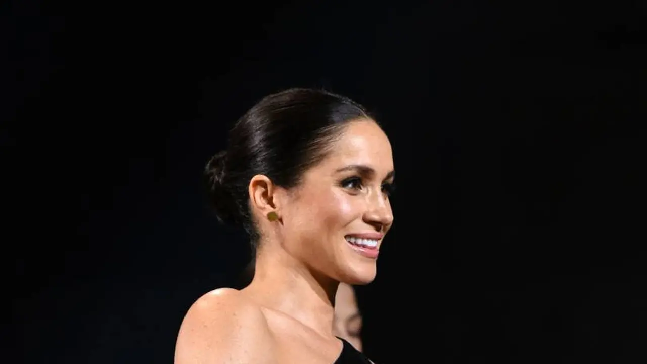 Meghan Markle Di Ajang Busana
