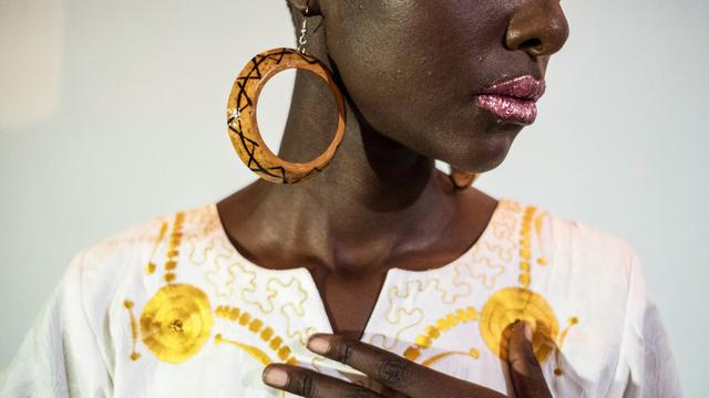 Hindari Pakai Anting Anting Besar Ini Alasannya Fashion Beauty Liputan6 Com