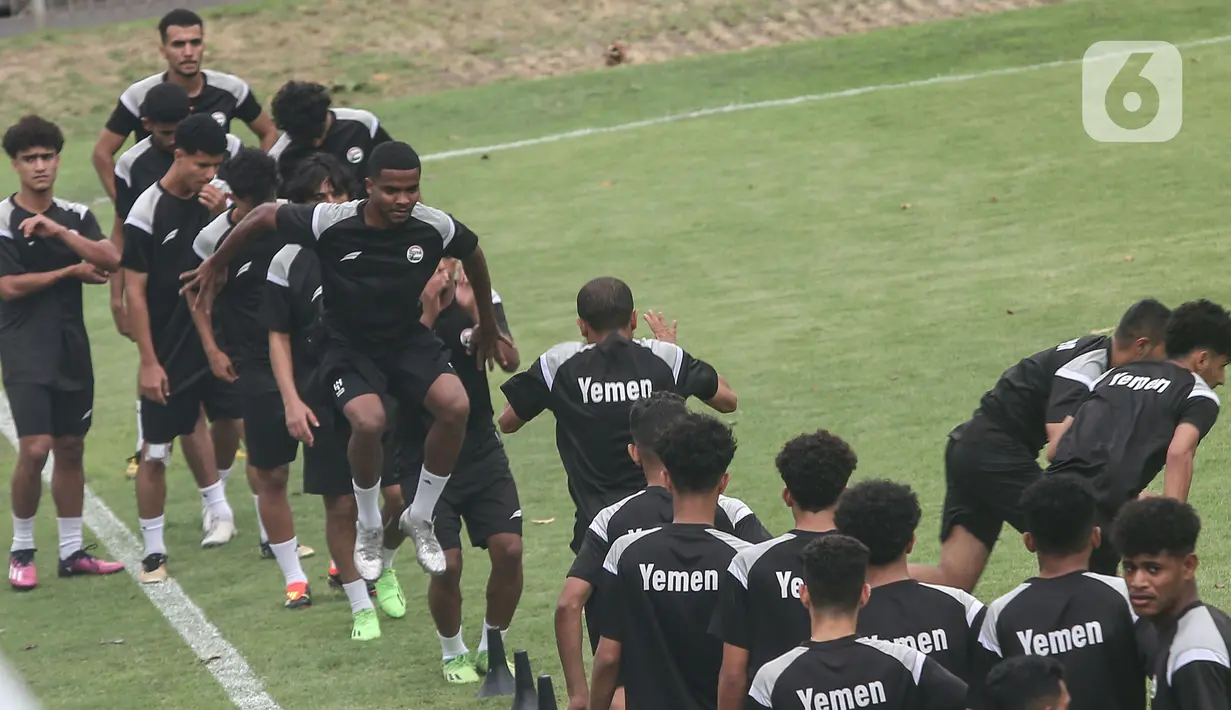 Latihan tersebut jelang laga kualifikasi Piala Asia U-20 2025 grup F. (Liputan6.com/Angga Yuniar)