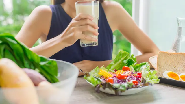 Kenali Serum Jerawat untuk Remaja: Manfaat dan Tips Memilih Produk yang Tepat