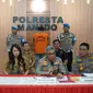 Jumpa pers yang digelar di Polresta Manado, Selasa (21/2/2023), untuk menetapkan tersangka kasus kekerasan seksual yang terjadi di Manado.
