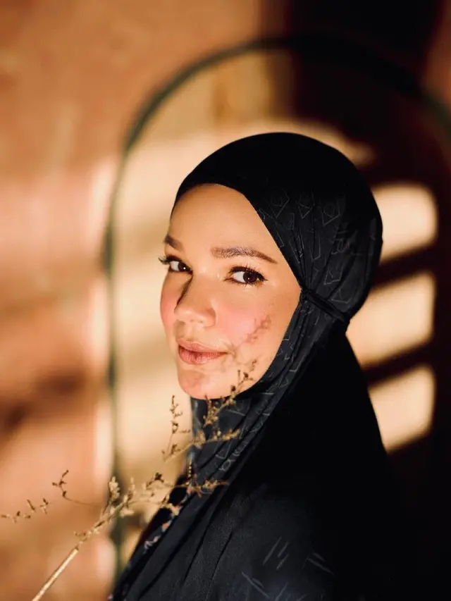 Dewi Sandra Makin Rajin Berdakwah