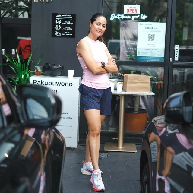 Potret Lisal Kakak Refal Hady