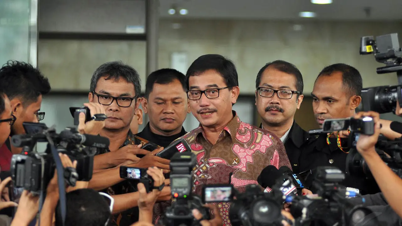 Menteri Ferry Mursidan Serahkan LHKPN ke KPK