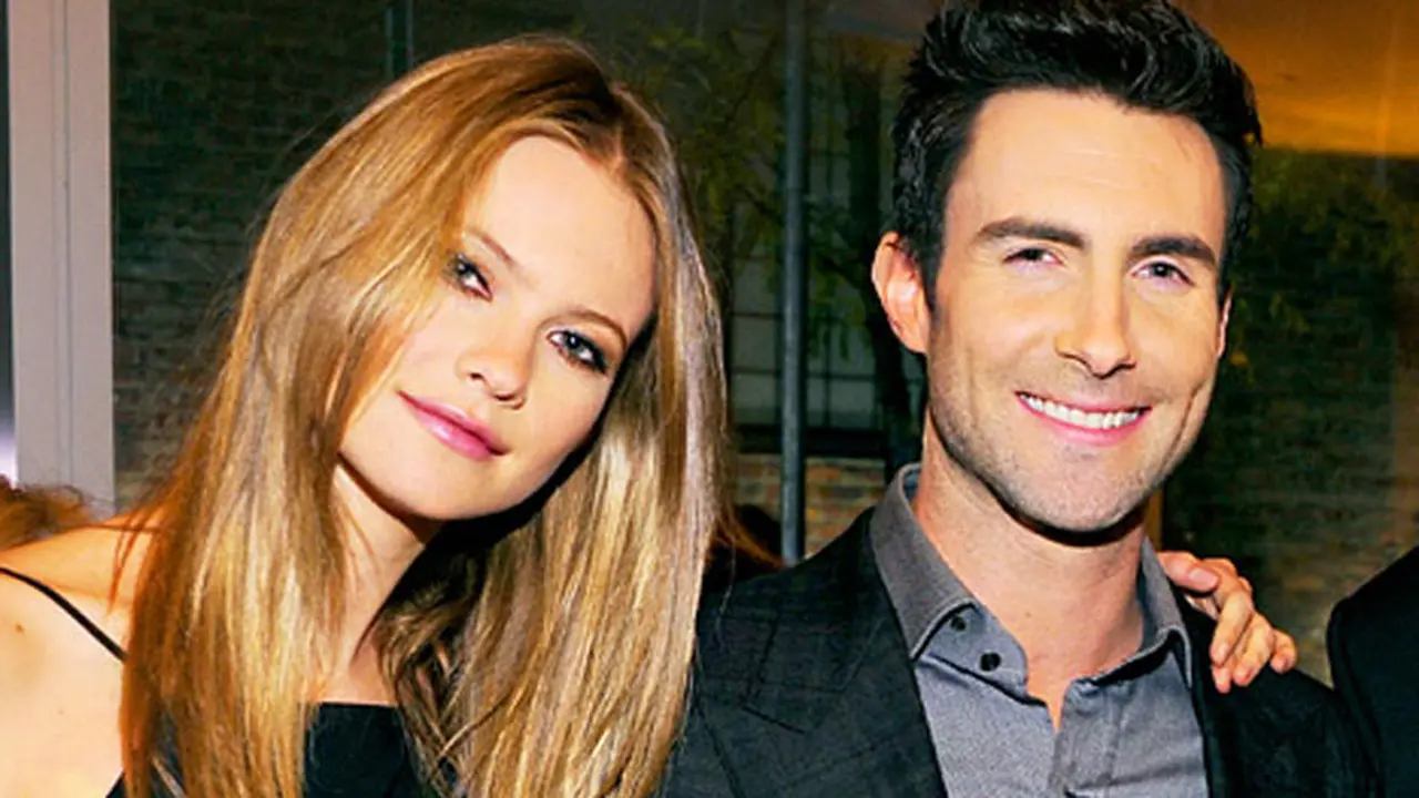 Jelang Nikah, Adam Levine Renovasi Rumah