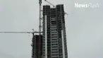 Material tangga darurat yang ambruk berasal dari lantai 32 apartemen Grand Kamalalagun Bekasi