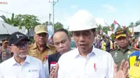 Presiden Joko Widodo saat memberi keterangan kepada wartawan di Melonguane, Kabupaten Kepulauan Talaud, Kamis (28/12/2023).