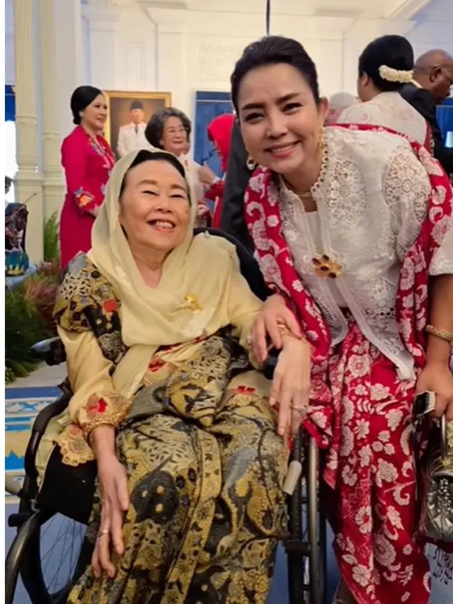 6 Potret Mayangsari Hadiri HUT RI di Istana Merdeka, Kompak Bareng Keluarga Cendana