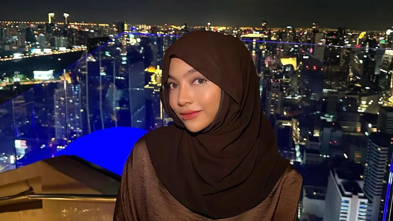 Selebgram Oklin Fia