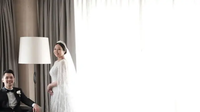 Akhirnya Terungkap, 6 Potret Jess No Limit dan Sisca Kohl Tampil Klasik di Hari Pernikahan