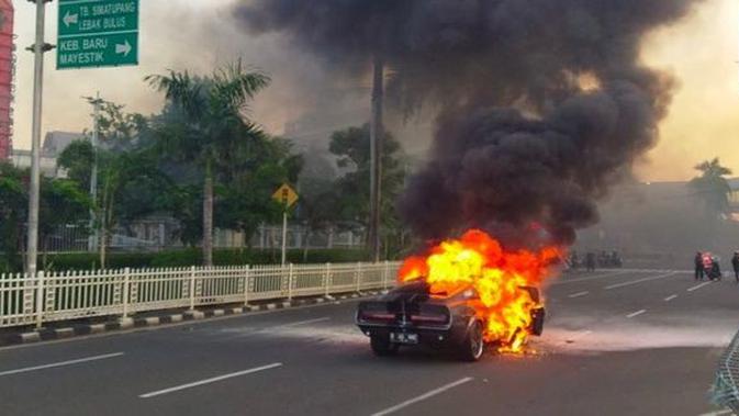 Berkaca dari Kebakaran Ford Mustang, Rifat Sungkar: Mobil Klasik Harus Penuhi Unsur Keselamatan - Vimarsana News