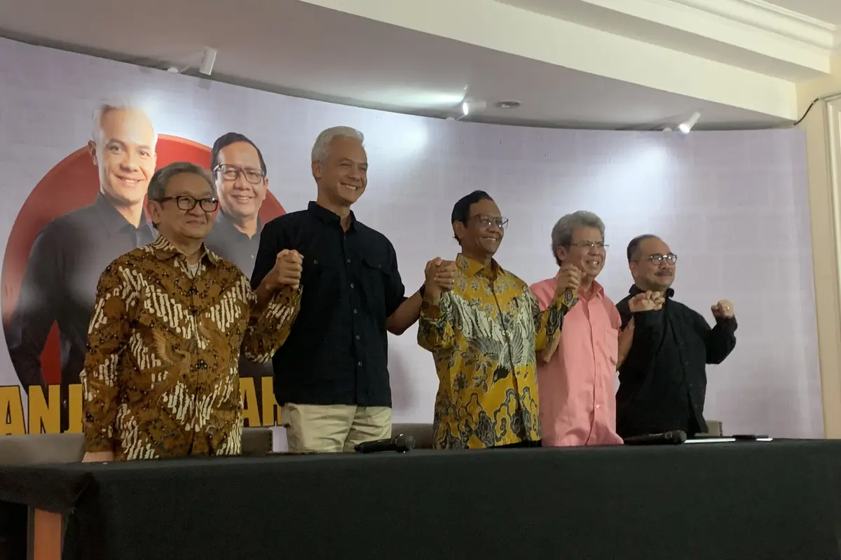 Calon presiden nomor urut 03 Ganjar Pranowo di Posko Pemenangan, Kamis (21/3/2024) (Liputan6.com/Delvira Hutabarat)