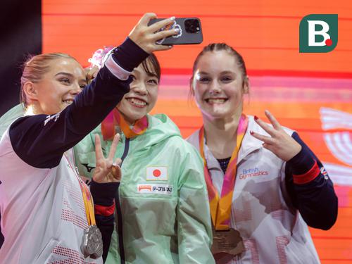 Gimnastikachi anusning fotosurati