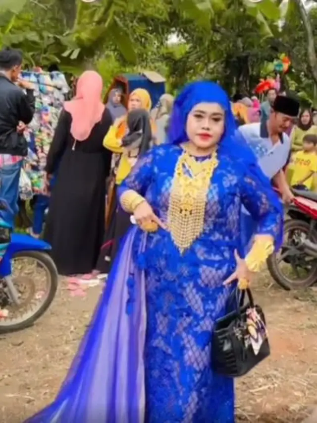 Viral Emak-Emak Pakai Perhiasan saat Kondangan, Bak Toko Emas