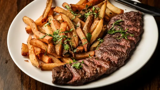 Contoh ilustrasi daging