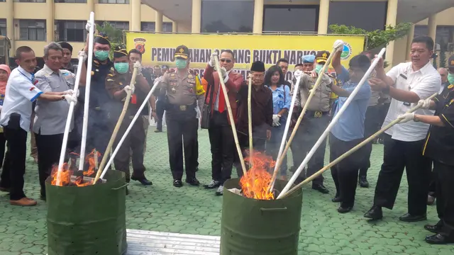 Penyelundupan Sabu Jelang Tutup Tahun dari Batam hingga Bandung