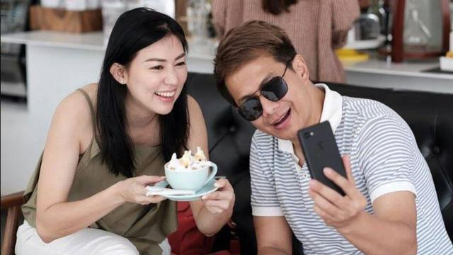 Delon, dan sang istri, Aida Chandra (Foto: Instagram/@delonthamrinofficial)