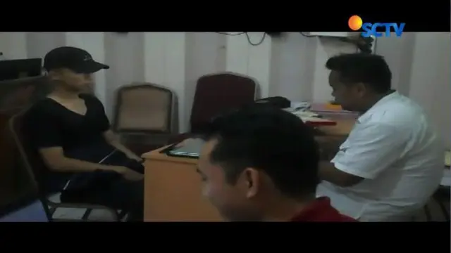 Dika, Thoha, Aziz, dan Fatur menjadi korban penipuan bermodus perekrutan anggota polisi.