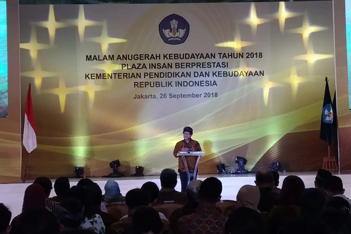 Sebanyak 51 Pegiat Seni dan budaya menerima penghargaan dari Kementerian Pendidikan dan Kebudayaan Republik Indonesia.