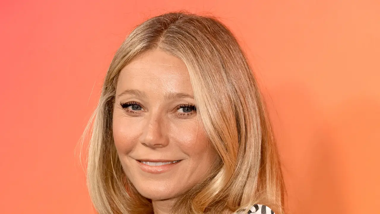 Pesona Gwyneth Paltrow  yang Tetap Cantik dan Seksi di Usia 50 Tahun