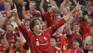Selebrasi Federico Chiesa usai mencetak gol bagi Liverpool ke gawang Bournemouth di Anfield, Sabtu (16/08/2025) dini hari WIB. (AP Photo/Ian Hodgson).