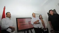 Presiden terpilih Jokowi meresmikan kantor transisi di Jalan Situbondo 10, Menteng, Jakarta, Senin (4/8/14). (Liputan6.com/Herman Zakharia)