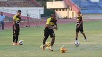 Sesi latihan skuat Sriwijaya FC (Reza Kuncoro/Liputan6.com)