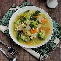 ilustrasi capcay kuah/copyright by Kristanti (Shuttertstock)