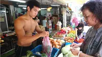 Tukang Sayur Ganteng, Apakah Model yang Menyamar?