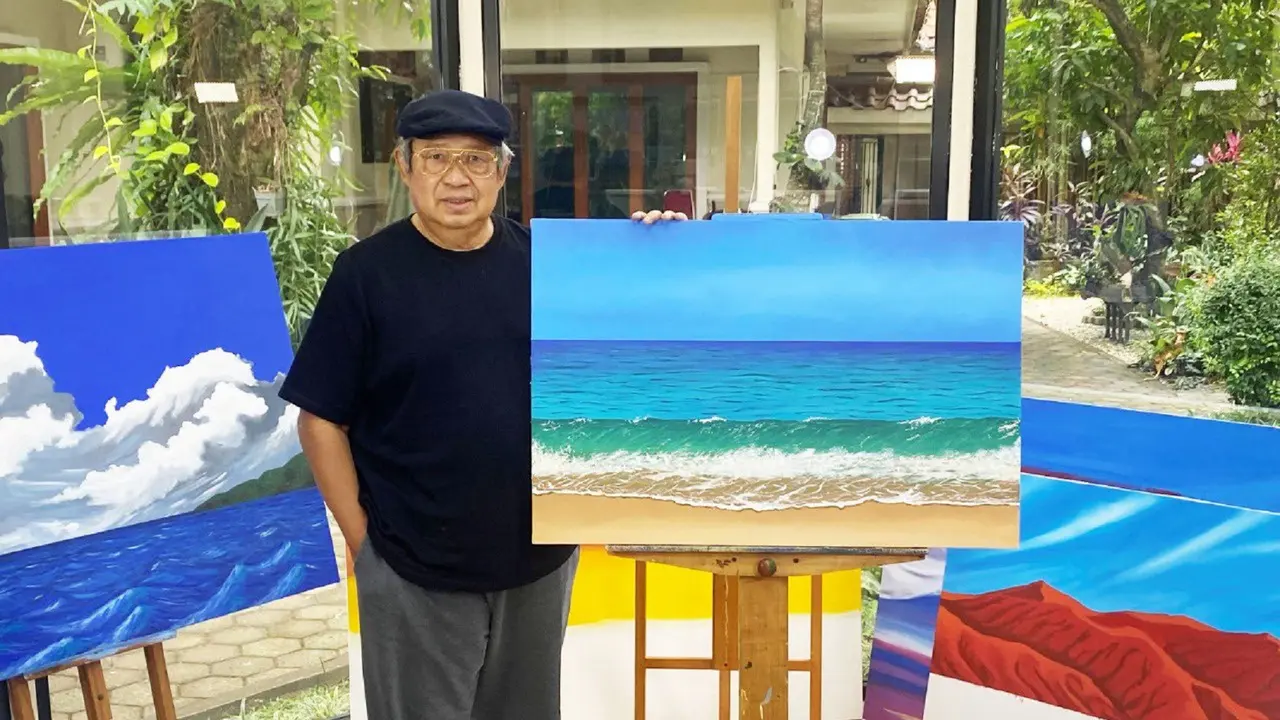 SBY bersama lukisan terbarunya