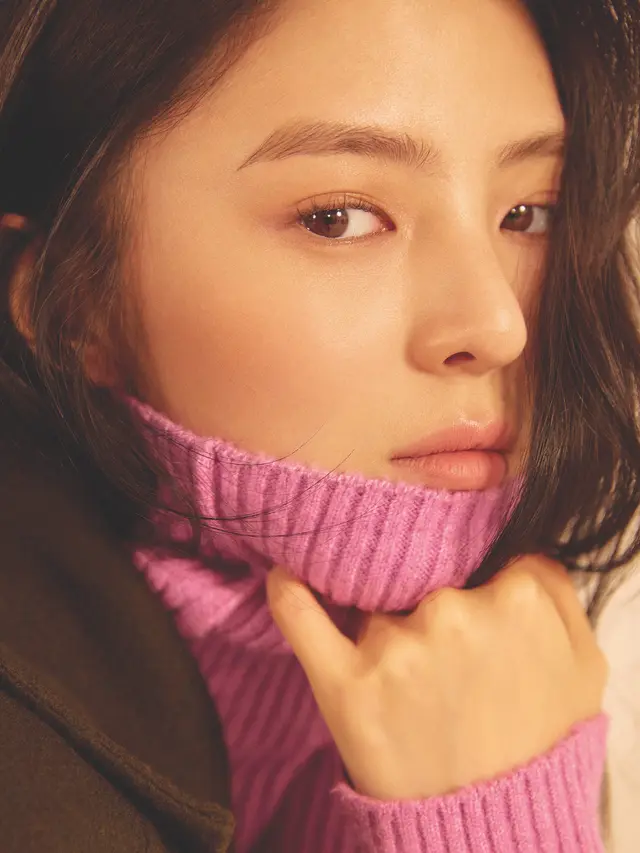 Han So Hee (Instagram/ @xeesoxee untuk @mesense_official)