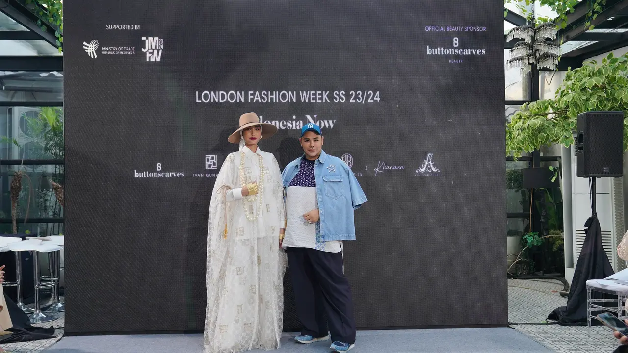 Bidik Pasar Hollywood, Ivan Gunawan Bakal Tampilkan Koleksi Busananya di Paris, New York dan London