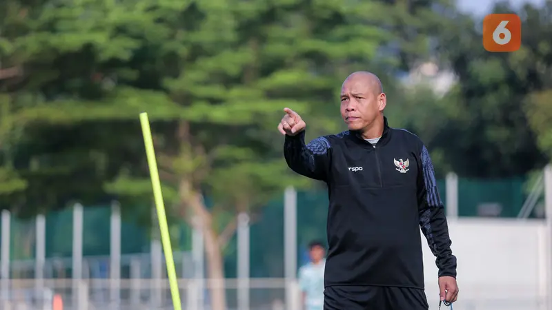 Pelatih Timnas Indonesia U-17 Nova Arianto