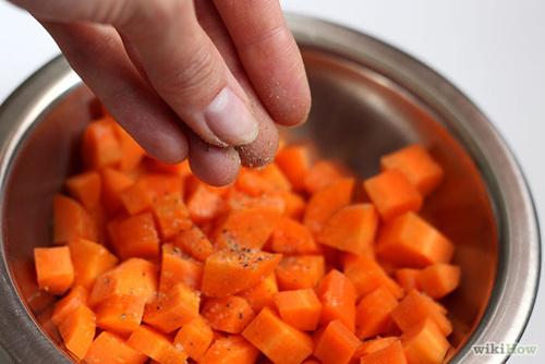 Tambahkan bubuk lada | Photo: Copyright wikihow.com