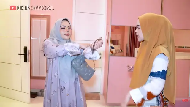Potret Kamar Ria Ricis