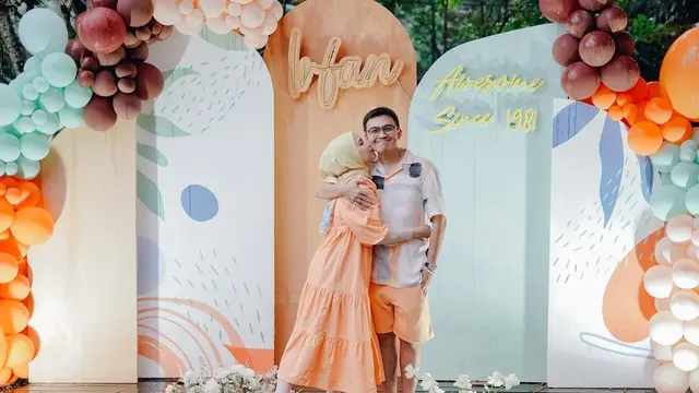 Beri Kejutan, Ini 7 Momen Seru Ulang Tahun Irfan Ratinggang Suami Tya Ariestya