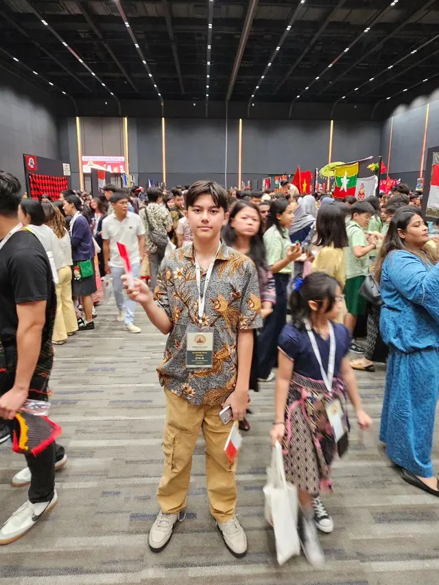 Wulan Guritno dan Putra Bungsu