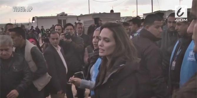 VIDEO: Angelina Jolie Kunjungi Pengungsi Suriah