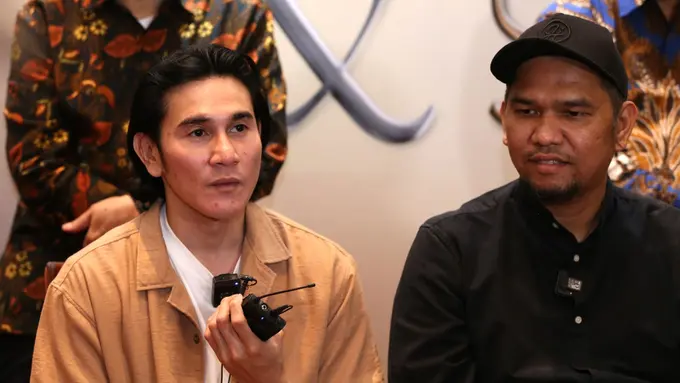 Vino G Bastian mengungkapkan rasa bangganya, lantaran film barunya yang berjudul Hamka & Siti Raham (Vol 2) didukung MUI