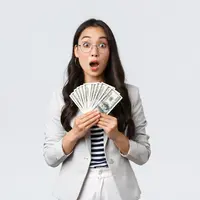 finance girl/copyright freepik/benzoix