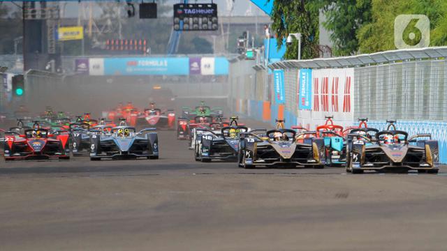 Mitch Evans Juarai Balapan Formula E Jakarta