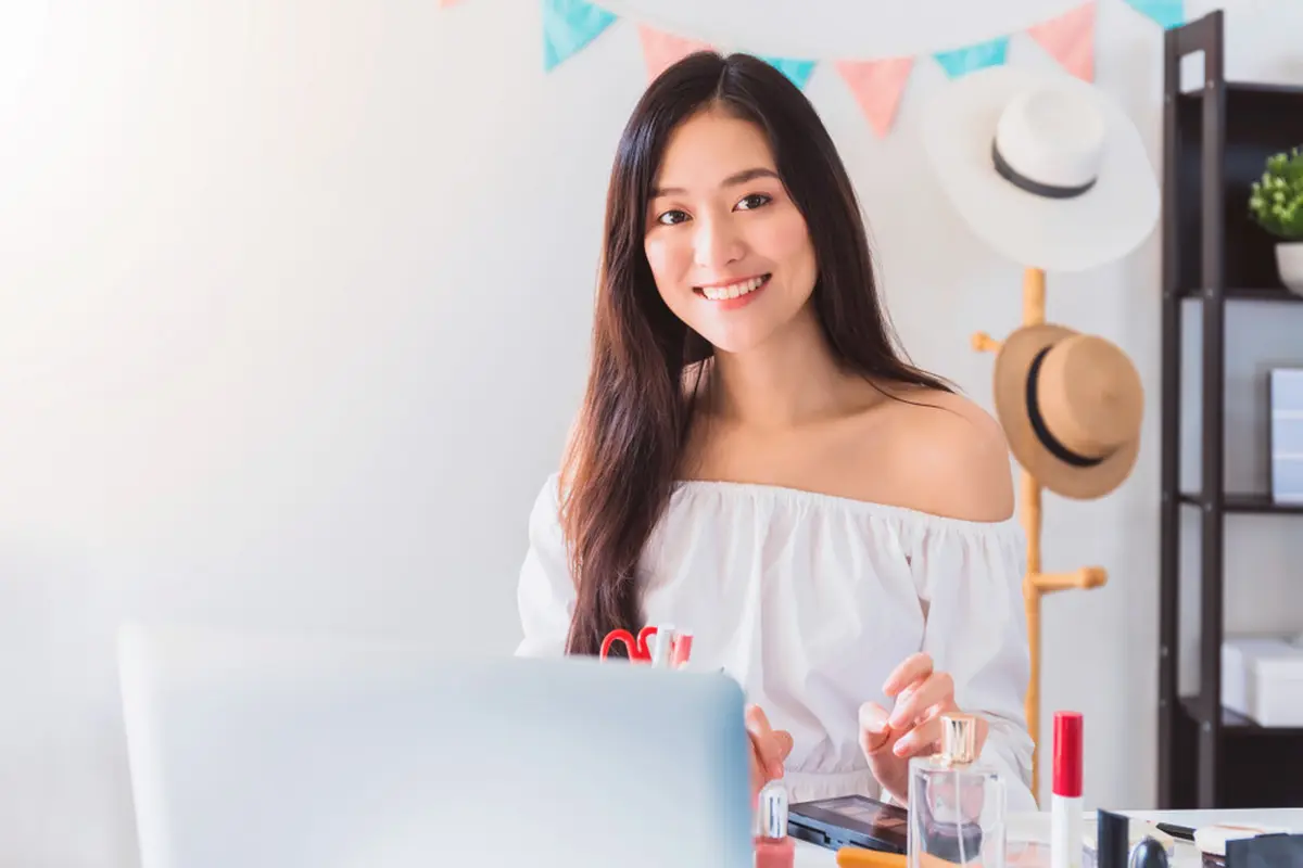 Miliki Rambut Tebal dan Kuat, Simak Trik Khusus Merawatnya